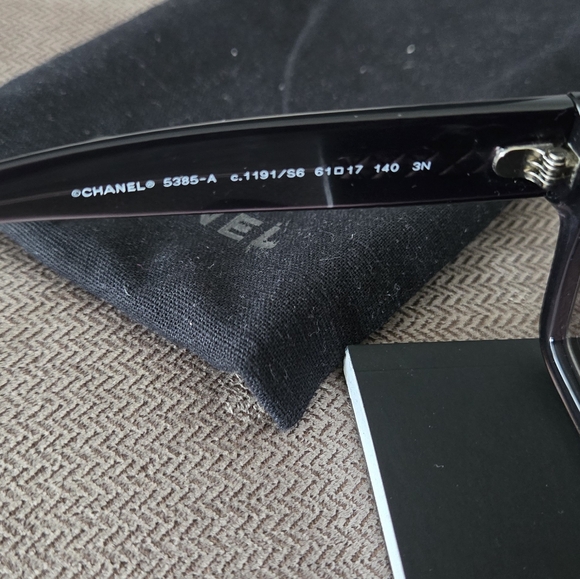 Never worn - Picture 4 of 6